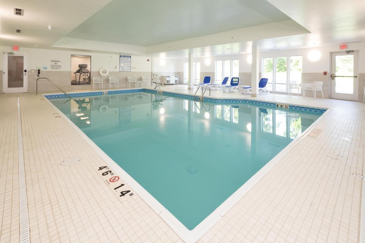 Holiday Inn Express & Suites - Michigan City By Ihg Екстер'єр фото