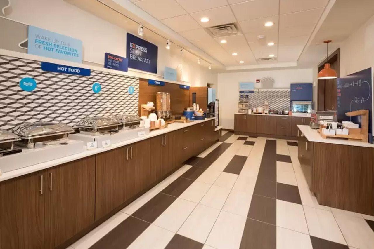 Holiday Inn Express & Suites - Michigan City By Ihg Екстер'єр фото